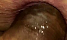 Geile vriendin geniet van intense anale seks en cumshot in het gezicht in zelfgemaakte video