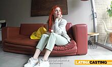 Η Κολομβιανή ομορφιά εντυπωσιάζει με τις δεξιότητές της στο βαθύ λαιμό κατά τη διάρκεια της συνεδρίας κάστινγκ